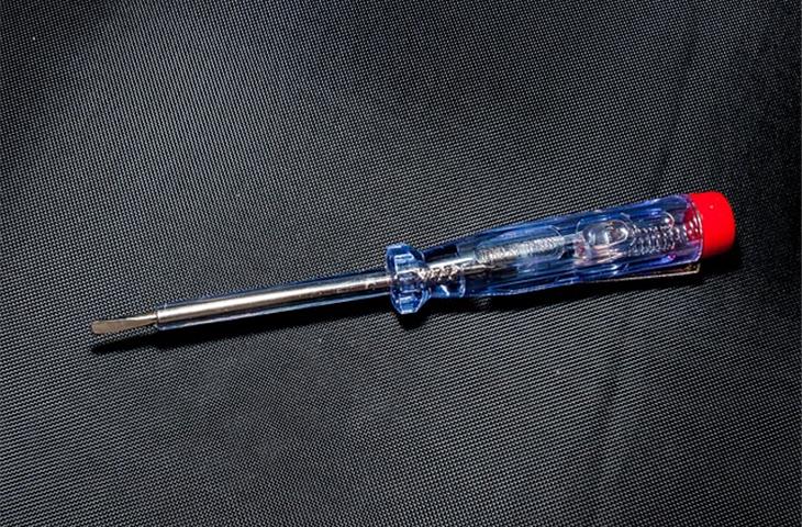 vacuum leak tester