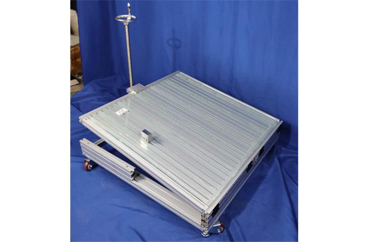 surgical instrument for cutting bone